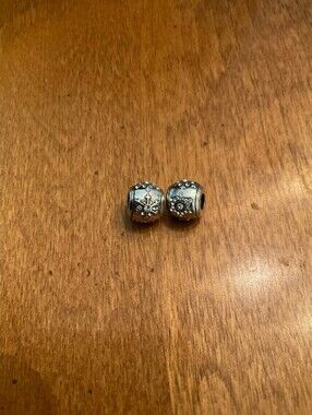 BRIGHTON  Snow Flake Charm Beads - Pair
